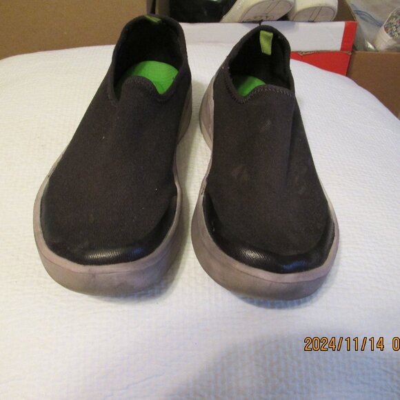 Oofos Women's Slip-ons Size 6.5 - Picture 1 of 7